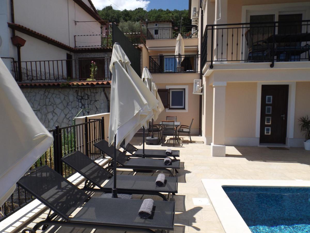 Apartments Villa Elma Мощеницька Драга Екстер'єр фото